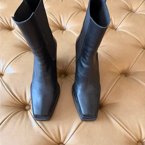 Steve Madden Black Leather Platform Chelsea Heeled Boots - Picture 9 of 9